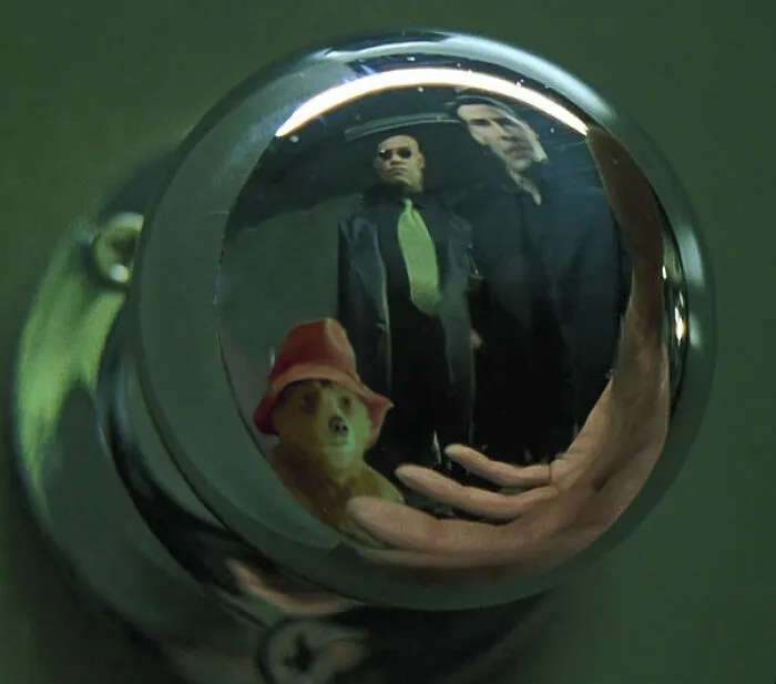 80 Times This Guy Photoshopped Paddington Bear Into Iconic Movie Scenes And Pop Culture Moments