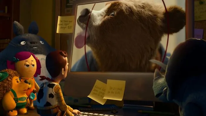 80 Times This Guy Photoshopped Paddington Bear Into Iconic Movie Scenes And Pop Culture Moments