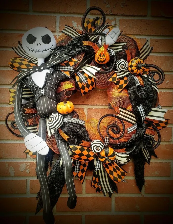 Jack Skellington Halloween Wreath With Posable Plush Jack