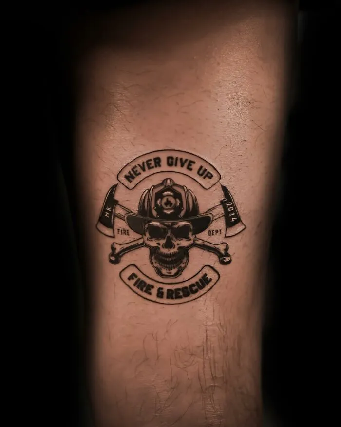 This Artist's Hyperrealistic Tattoos Look Like Photographs (17 Pics)