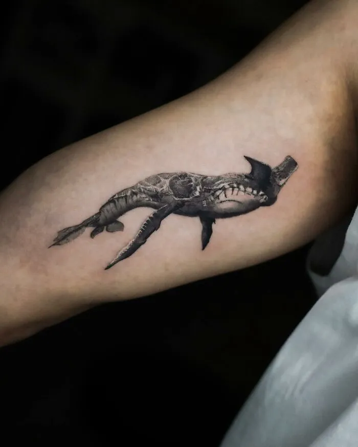 This Artist's Hyperrealistic Tattoos Look Like Photographs (17 Pics)
