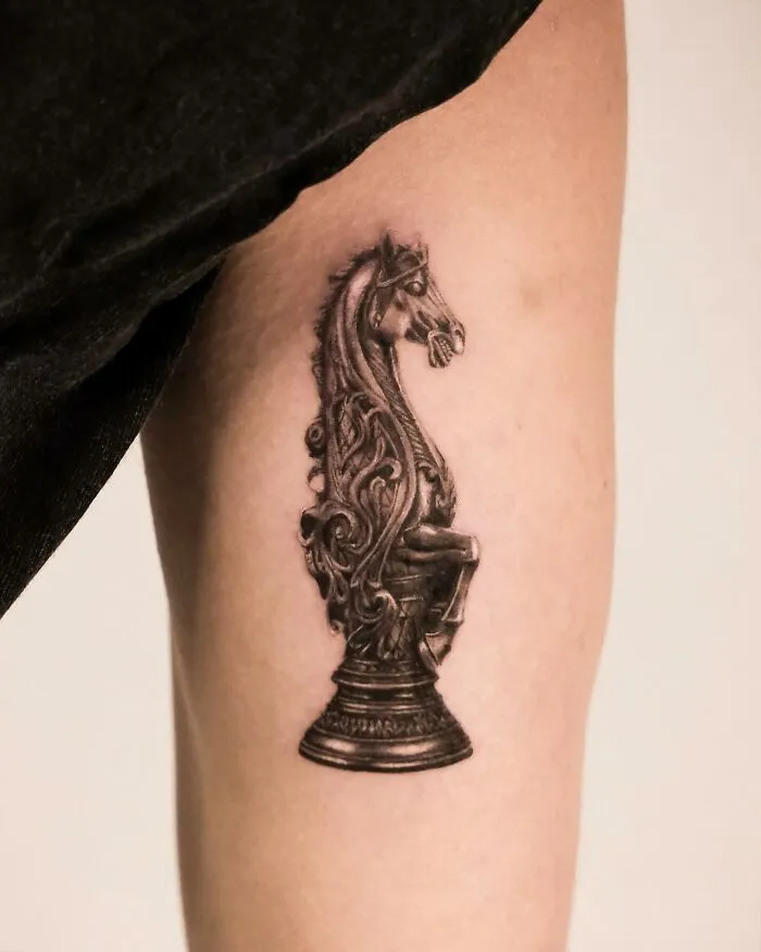 This Artist's Hyperrealistic Tattoos Look Like Photographs (17 Pics)