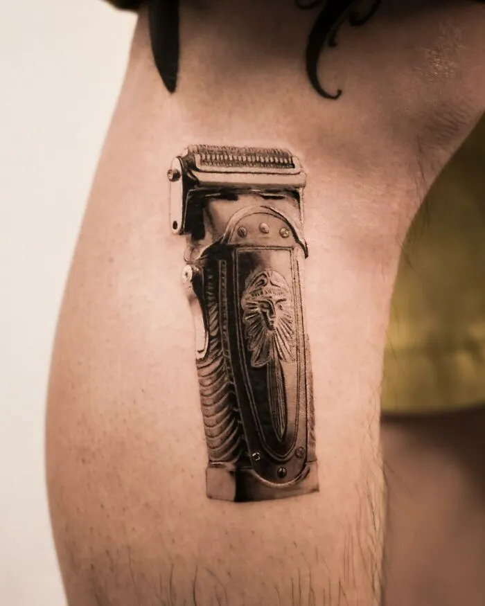 This Artist's Hyperrealistic Tattoos Look Like Photographs (17 Pics)