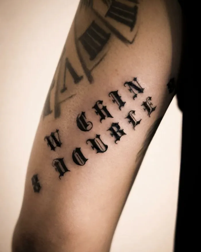 This Artist's Hyperrealistic Tattoos Look Like Photographs (17 Pics)