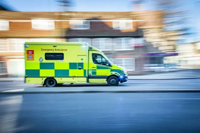 30 Medical Professionals Share Horror Stories Of Patients Ignoring Their Advice