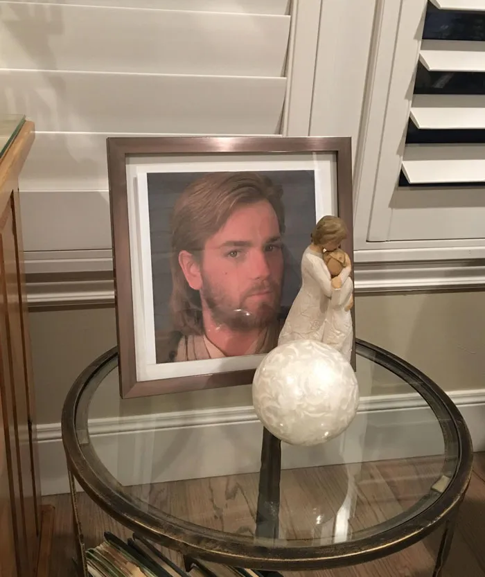 My Brother Replaced A Picture Of Jesus At My Parents' House With A Picture Of Obi-Wan Kenobi As Portrayed By Ewan McGregor. Three Months And Counting Without Them Noticing
