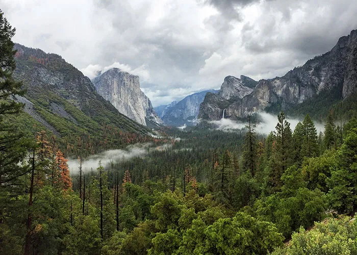 “Bad Human Behavior Everywhere”: 30 Places That Are No Longer Worth Visiting Due To The Crowds