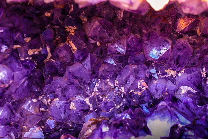 30 Modern-Day Signs Of Wealth That Will Most Likely Become Obsolete