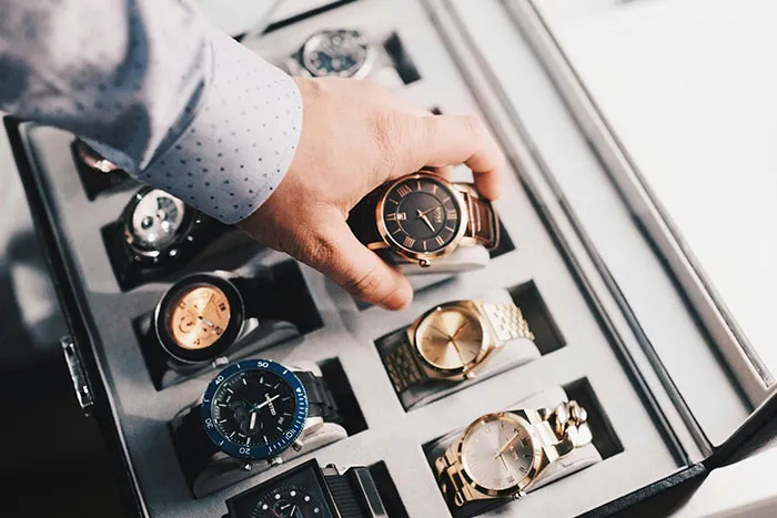 30 Modern-Day Signs Of Wealth That Will Most Likely Become Obsolete