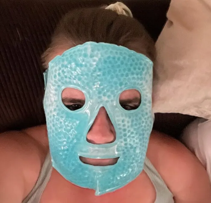 This <a Style="Display:inline;" Href=" Https://Www.amazon.com/Earplugs-Puffiness-Sleeping-Pressure-Headaches/Dp/B07hd61pyn?crid=na74kdvqg0jk&dib=eyj2ijoimsj9.qhf5zl4rxemmgzyv91c5xzrrqghddmxvz1dtyfos2pp2lt0an0kwykghucvjehbwuipm_db9myq7lkzeuigb7eap6f8yfjgh-Xgjbqpyg7g.hnvmv5t-21hejowf-Vedxuqldpbac-Shldiscmxjrow&dib_tag=se&keywords=interesting+finds&qid=1722409404&sprefix=interesting%2caps%2c195&sr=8-53&linkcode=ll1&tag=bpkoala-20&linkid=de0b778901d639060fb45ae55dcf6ad4&language=en_us&ref_=as_li_ss_tl " Target="_blank"><span Style="Font: Inherit; Color: #d74b1f;"> Cold Face Eye Mask</Span> Is The Spa Day Your Face Deserves, Even If You're Just Chilling On The Couch