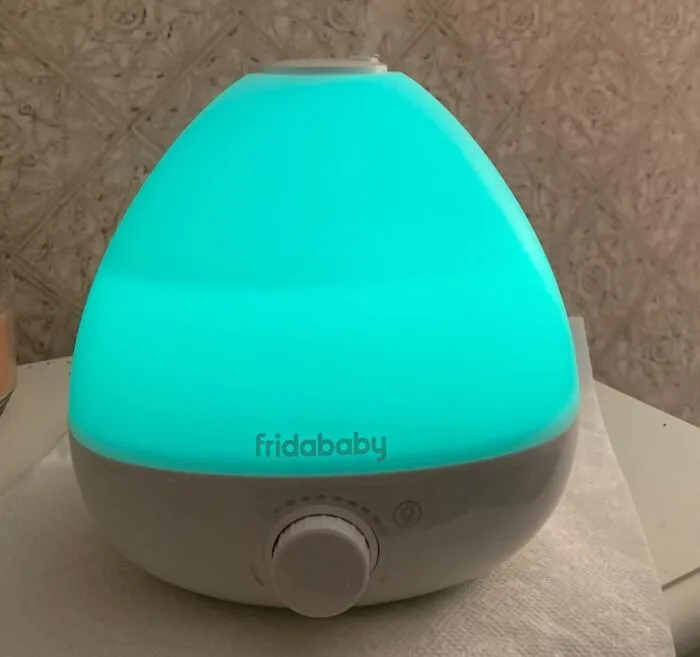 Breathe Easy, Little One! This <a Style="Display:inline;" Href="Https://Www.amazon.com/Frida-Baby-Fridababy-Humidifier-Nightlight/Dp/B07l51pwd2?ie=utf8&linkcode=ll1&tag=bpgoat-20&linkid=cf4de5f5547384c8368cf223856f860a&language=en_us&ref_=as_li_ss_tl" Target="_blank"><span Style="Font: Inherit; Color: #d74b1f;"> Cool Mist Humidifier</Span> Helps Ease Congestion And Stuffy Noses For Peaceful Sleep