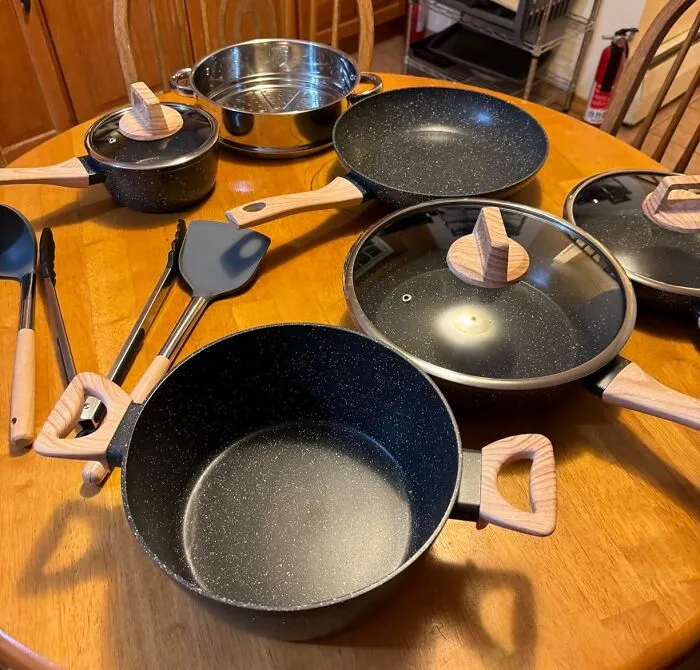 This <a Style="Display:inline;" Href="Https://Www.amazon.com/Soday-Nonstick-Cookware-Induction-Saucepans/Dp/B0c3dfhvq6?th=1&linkcode=ll1&tag=bpsloth-20&linkid=19d3559aa5fe874b72aa726a9b3f3d59&language=en_us&ref_=as_li_ss_tl" Target="_blank"><span Style="Font: Inherit; Color: #d74b1f;"> 12-Piece Nonstick Kitchen Cookware Set</Span> Will Have You Whipping Up Culinary Masterpieces Faster Than You Can Say "Bon Appétit!" 