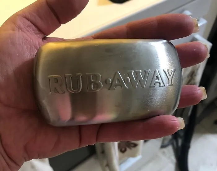 The <a Style="Display:inline;" Href="Https://Www.amazon.com/Amco-8402-Stainless-Steel-Absorber/Dp/B000f8jujy?ie=utf8&linkcode=ll1&tag=bpdolphin-20&linkid=cc2384a6332366f7991d4a4f7b780636&language=en_us&ref_=as_li_ss_tl"_blank"><span Style="Font: Inherit; Color: #d74b1f;"> Stainless Steel Odor Absorber</Span> Is The Kitchen Magician That Makes Garlic And Onion Smells Disappear Like A Culinary Houdini