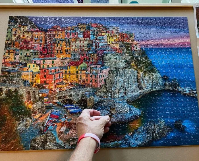 Piece Together The Stunning Coastal Villages Of Cinque Terre With The   <a Style="Display:inline;" Href="Https://Www.amazon.com/Buffalo-Games-Signature-Collection-Cinque/Dp/B00itti3vw?ie=utf8&linkcode=ll1&tag=bpgoose-20&linkid=3ab69868a4a93ebb4a7d741d0a26a422&language=en_us&ref_=as_li_ss_tl " Target="_blank"><span Style="Font: Inherit; Color: #d74b1f;"> Cinque Terre - 1000 Piece Jigsaw Puzzle</Span>. It's A Challenging And Rewarding Way To Relax, Focus Your Mind, And Create A Beautiful Piece Of Art For Your Home
