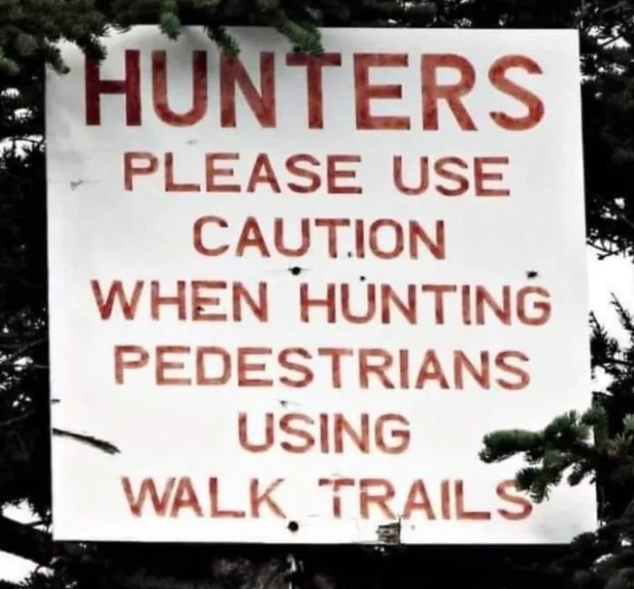 30 Carteles tan divertidos como absurdos que había que compartir