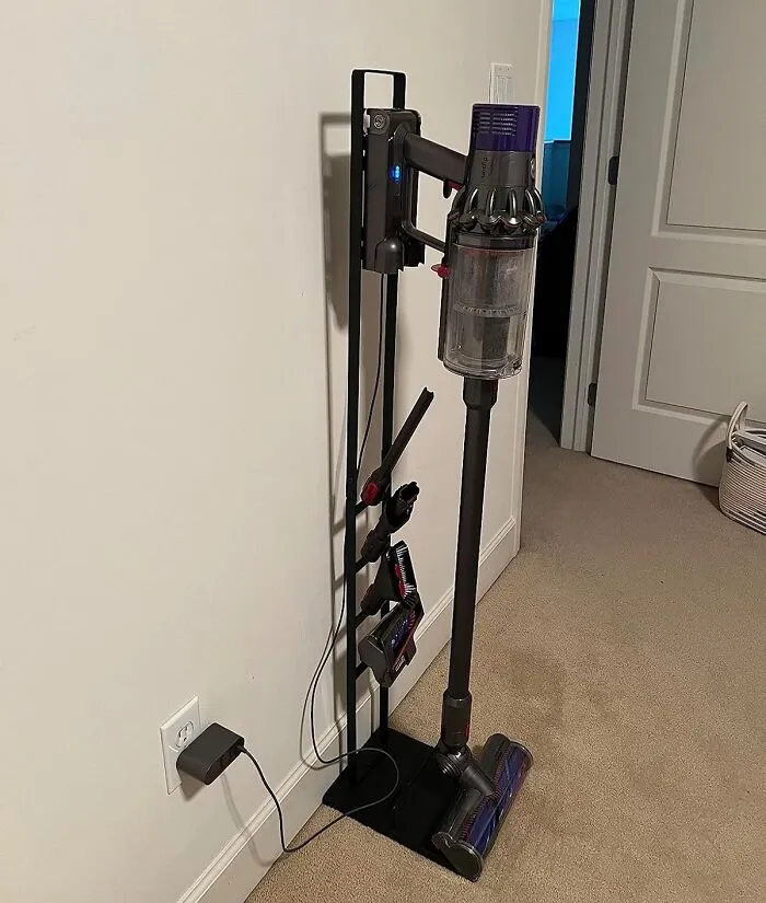 Declutter Your Closet And Give Your Vacuum A Stylish Home With This Space-Saving   <a Style="Display:inline;" Href="Https://Www.amazon.com/Accessories-Storage-Handheld-Cordless-Cleaners/Dp/B07sszbl98?ie=utf8&th=1&linkcode=ll1&tag=bpscorpion-20&linkid=95bd18f4a67fe98f910ec16dfbf0c4b2&language=en_us&ref_=as_li_ss_tl " Target="_blank"><span Style="Font: Inherit; Color: #d74b1f;"> Haturi Stand</Span>