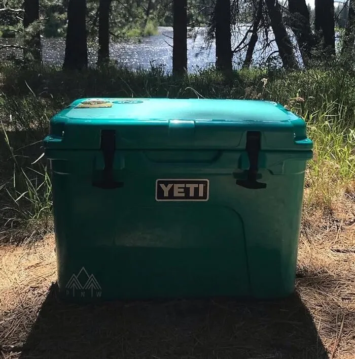Forget Lukewarm Drinks And Melted Snacks. The <a Style="Display:inline;" Href="Https://Www.amazon.com/Yeti-Coolers-10035020000-Tundra-Cooler/Dp/B004u6mhjc?ie=utf8&linkcode=ll1&tag=bpcoyote-20&linkid=c45c0c732bce37ee1596945b35b044bb&language=en_us&ref_=as_li_ss_tl " Target="_blank"><span Style="Font: Inherit; Color: #d74b1f;"> Yeti Tundra</Span> Will Keep Your Camping Provisions Fresh And Frosty, Even In The Blazing Sun