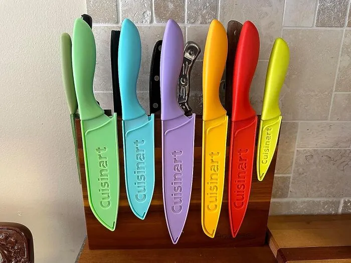 Ditch The Dull Blades And Add A Pop Of Color To Your Kitchen With This Vibrant <a Style="Display:inline;" Href="Https://Www.amazon.com/Cuisinart-C55-12pcer1-Advantage-Collection-Multicolored/Dp/B00n9hwfls?ie=utf8&linkcode=ll1&tag=bplamb-20&linkid=00ee81c54bd5745c42576731ca8604ac&language=en_us&ref_=as_li_ss_tl" Target="_blank"> <span Style="Font: Inherit; Color: #d74b1f;"> Kitchen Knife Set</Span> - Your Meals Will Be As Bright As Your Knives!