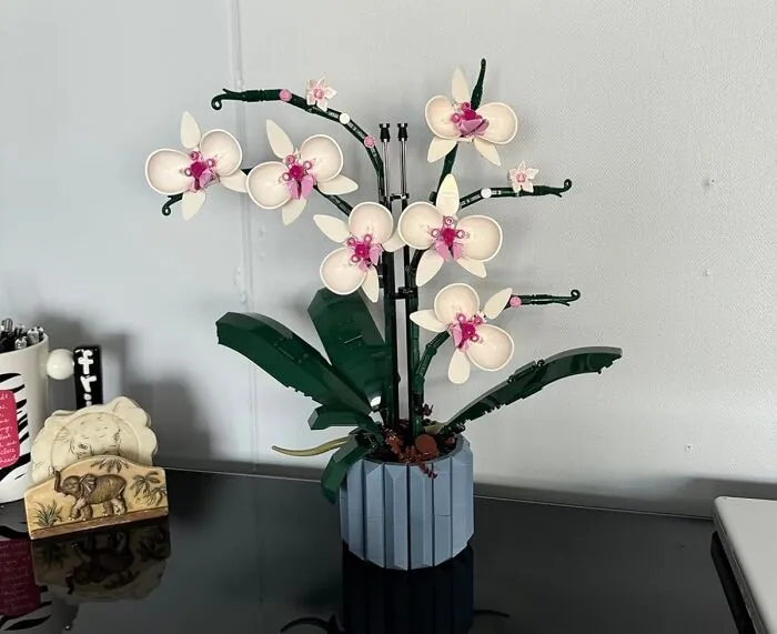 Fake Plants Are The New Black, And This <a Style="Display:inline;" Href="Https://Www.amazon.com/LEGO-Orchid-Building-Adults-Display/Dp/B09q4l157d?ie=utf8&th=1&linkcode=ll1&tag=bplamb-20&linkid=e01503d7796694f35ca9f9ec163ab455&language=en_us&ref_=as_li_ss_tl" Target="_blank"> <span Style="Font: Inherit; Color: #d74b1f;"> LEGO Icons Orchid</Span> Is The Chicest One On The Block