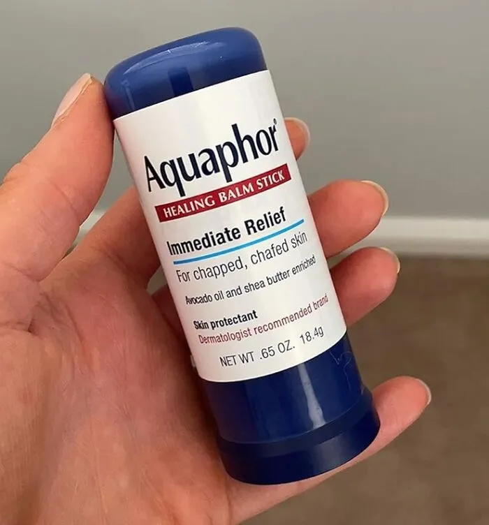 Dry, Cracked Skin?  This <a Style="Display:inline;" Href="Https://Www.amazon.com/Aquaphor-Healing-Protectant-Avocado-Butter/Dp/B09ryrcxkm?ie=utf8&linkcode=ll1&tag=bplamb-20&linkid=2a140df5fe18410c3982cce90c19996f&language=en_us&ref_=as_li_ss_tl" Target="_blank">     <span Style="Font: Inherit; Color: #d74b1f;"> Healing Balm Stick</Span> Is Here To Rescue Your Skin From The Sahara Desert Vibes