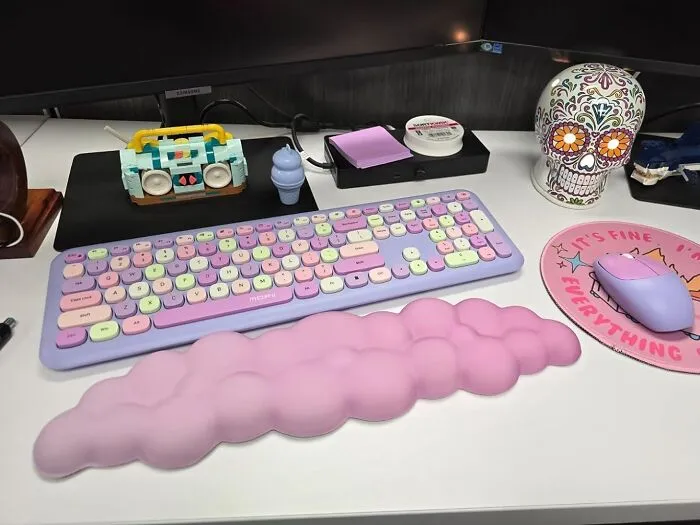 Your Laptop's About To Get A Major Glow-Up!  This <a Style="Display:inline;" Href="Https://Www.amazon.com/Mofii-Wireless-Full-Size-Windowsxp-Colorful-B/Dp/B0b6g2xwtl?ie=utf8&linkcode=ll1&tag=bpcorgi-20&linkid=fe6ed81a0f0e33a61232ac1bde1f0881&language=en_us&ref_=as_li_ss_tl" Target="_blank">     <span Style="Font: Inherit; Color: #d74b1f;"> Mofii Wireless Keyboard And Mouse Combo</Span> Will Make Typing Those Essays (And Procrastinating On Social Media) Way More Stylish