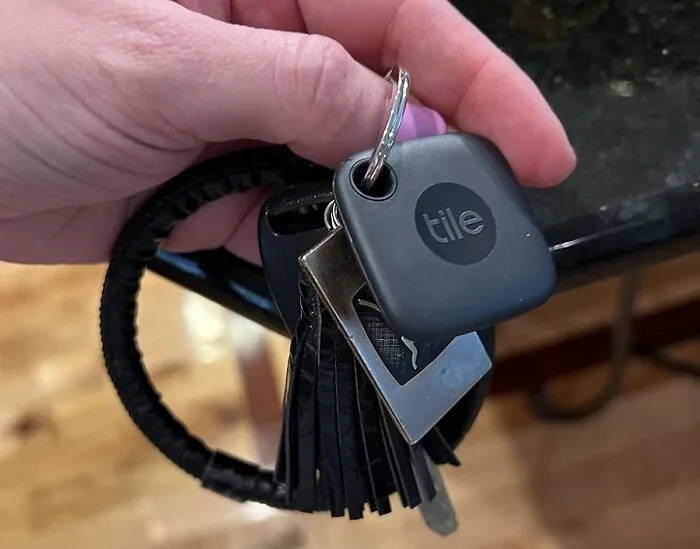 Backpack Black Hole Got You Down? This <a Style="Display:inline;" Href="Https://Www.amazon.com/Tile-Bluetooth-Battery-Water-Resistant-Compatible/Dp/B09998mbfm?ie=utf8&th=1&linkcode=ll1&tag=bpcorgi-20&linkid=3c895fb86dec49e75db45dd440296552&language=en_us&ref_=as_li_ss_tl" Target="_blank">     <span Style="Font: Inherit; Color: #d74b1f;"> Tile Mate</Span> Will Make Sure Your Keys, Wallet, Or Anything Else You Attach It To Never Goes M. I. A. Again