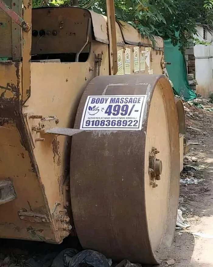 50 Random, Funny, And Unhinged Images That Show Off The Bizarre Side Of India