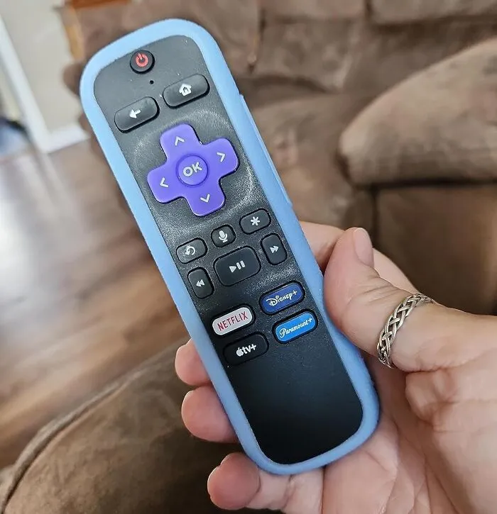 Spilled Drinks And Sticky Fingers Are No Match For This <a Style="Display:inline;" Href=" Https://Www.amazon.com/Compatible-Official-Universal-Protective-Controller/Dp/B0bhkz74r1?ie=utf8&th=1&linkcode=ll1&tag=bpiguana-20&linkid=561e898cd7c06385a5e31c9e354f15e4&language=en_us&ref_=as_li_ss_tl" Target="_blank"><span Style="Font: Inherit; Color: #d74b1f;"> 3 Pack Remote Cover</Span>. Keep Your Roku Remote Looking Fresh And Clean