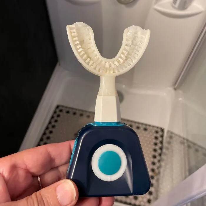 Your Dentist Will Be Singing Your Praises (And Your Teeth Will Be Sparkling) After You Switch To This <a Style="Display:inline;" Href=" Https://Www.amazon.com/Dp/B0bdzp82qf?asc_item-ID=amzn1.ideas.1tn93hbitibrt&linkcode=ll1&tag=bpmoose-20&linkid=e8556d17f1c02bfec74a8bb1cc5bd156&language=en_us&ref_=as_li_ss_tl" Target="_blank"><span Style="Font: Inherit; Color: #d74b1f;"> Y-Brush Electrical Toothbrush</Span>