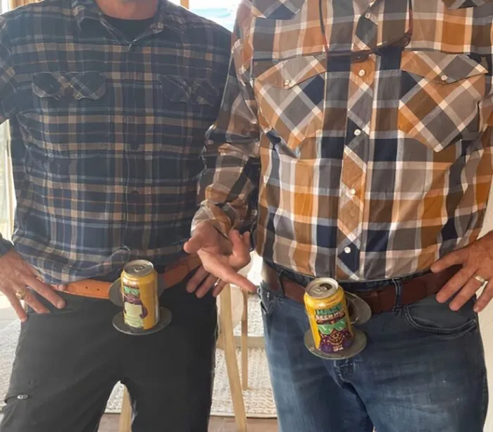 Your Belt Is About To Become The Coolest Bartender In Town With This <a Style="Display:inline;" Href=" Https://Www.amazon.com/Buckle-Your-Holds-Bottle-Hands/Dp/B074wdjkl7?ie=utf8&th=1&linkcode=ll1&tag=bpmoose-20&linkid=8bf785b71f1ecaa0f760810102ec379a&language=en_us&ref_=as_li_ss_tl" Target="_blank"><span Style="Font: Inherit; Color: #d74b1f;"> Bevbuckle</Span> - Keep Your Drinks Handy And Your Hands Free For High-Fives