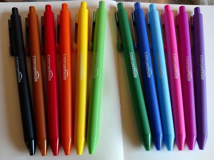 Color-Code Your Way To Straight A's (Or At Least A More Organized Study Sesh) With This <a Style="Display:inline;" Href="Https://Www.amazon.com/Amazonbasics-Retractable-Ballpoint-Pen-Assorted/Dp/B07bdv7pdl?ie=utf8&th=1&linkcode=ll1&tag=bpcow-20&linkid=d50776494c6b0fa1b5bbeb2a59d0912b&language=en_us&ref_=as_li_ss_tl " Target="_blank"> <span Style="Font: Inherit; Color: #d74b1f;"> 24 Pack Of Colored Ballpoint Pens</Span>