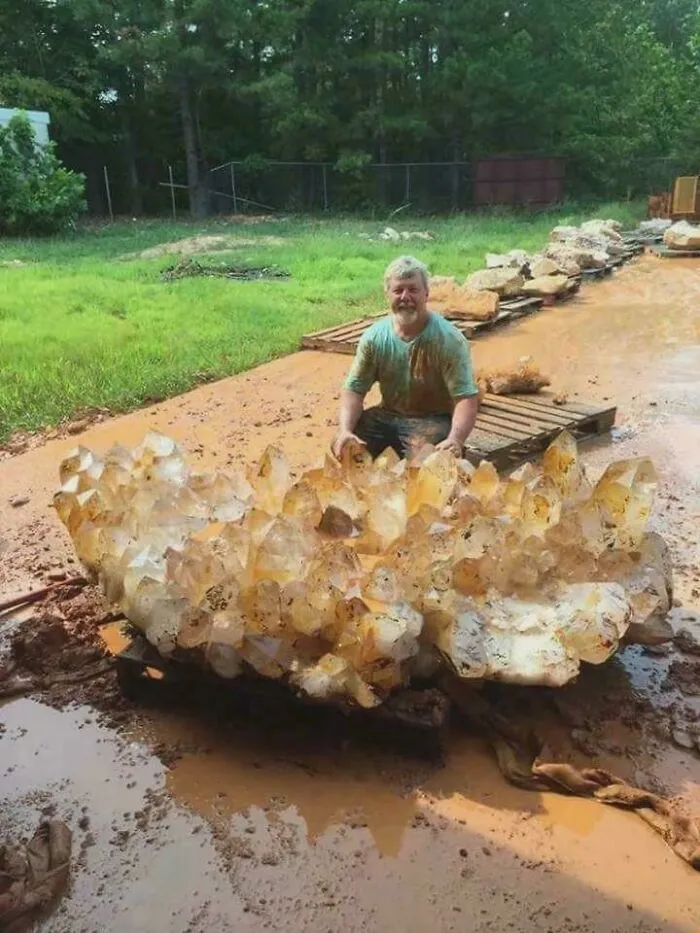 Hallan en Arkansas un trozo de cuarzo valorado en 4 millones de dólares