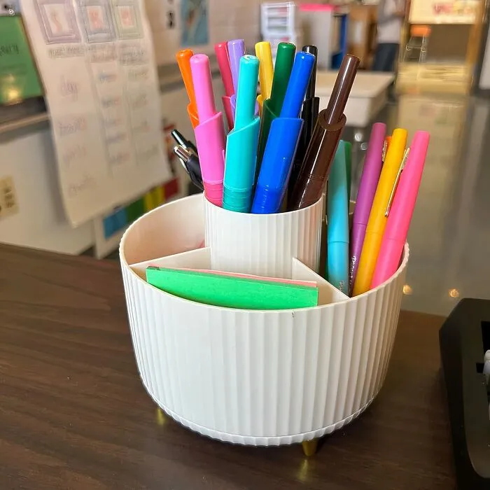 Make Desk Chaos A Thing Of The Past With This Cool <a Style="Display:inline;" Href=" Https://Www.amazon.com/Marbrasse-Rotating-Pen-Holder-Compartments/Dp/B0c58qhvhz?pf_rd_p=4e33c135-0131-4747-9193-93f62a42309e&pf_rd_r=z8xvdtcwv04d2bvrct0t&linkcode=ll1&tag=bpjaguar-20&linkid=8809676b148b716e94acd91d15236305&language=en_us&ref_=as_li_ss_tl " Target="_blank"> <span Style="Font:inherit;color:#d74b1f;"> 360° Rotating Supply Holder</Span>