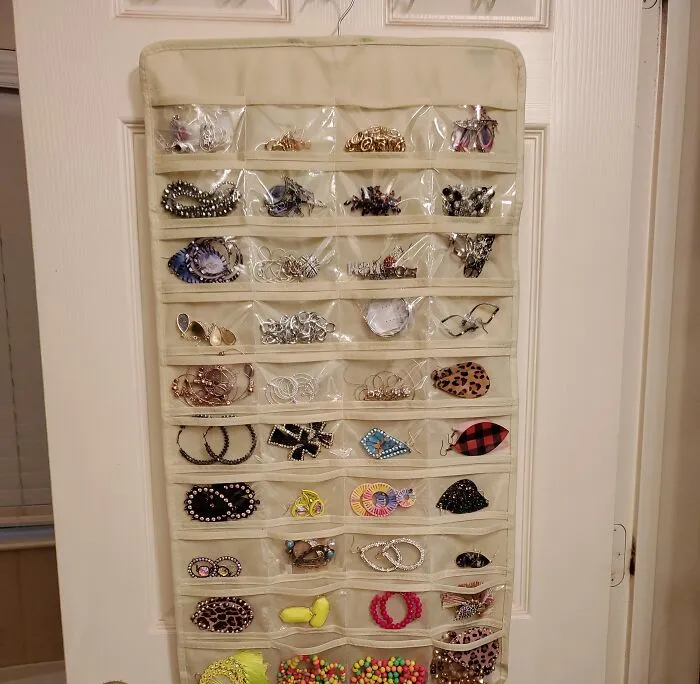 Feel Like Every Piece Of Jewelery Instantly Gets Tankled When You Put It Down? Avoid Tossing Another Necklace With This <a Style="Display:inline;" Href="Https://Www.amazon.com/Brotrade-Hanging-Jewelry-Organizer-Jewelries/Dp/B01cphfn34?crid=3rpfsm3liqidu&dib=eyj2ijoimsj9.ckfe-Qq1p5i6gwmjflcauysxwvdvh2atgdrqg8ww7waqavf-Oecytc9h6hfk0g0fkbrri2vy3karr30hjop0zpgeify_0dilhmflt48xbhbfnjlp52uck83shtszhbwnqp6gmd8sxb-8w-Hd2wtxg3stn59j7vsyf5z3uofrmvztnvrl4vcmqhierfblfmpzfr5gmcsz6w28yn8hh2pfec2f4arxo_wy_z99apsy0gm6guiidpvxzqpbx0yz4tohhcivk3dz9lbektrq30jxoo49u2ciyjf52ja8ybts33c.qhhsvo2dalg0of3ory19eoowe__4nnp4o1lp2lbbjdq&dib_tag=se&keywords=bb%2bbrotrade%2bhanging%2bjewelry%2borganizer&qid=1724732448&sprefix=u.s.%2bkitchen%2bsupply%2b13%2bstainless%2bsteel%2bsplatter%2bscreen%2caps%2c329&sr=8-1&th=1&linkcode=ll1&tag=bppanda-20&linkid=2cb91d91688179a5c79fc208eca9e244&language=en_us&ref_=as_li_ss_tl " Target="_blank">     <span Style="Font: Inherit; Color: #d74b1f;"> Necklace Organizer</Span> 