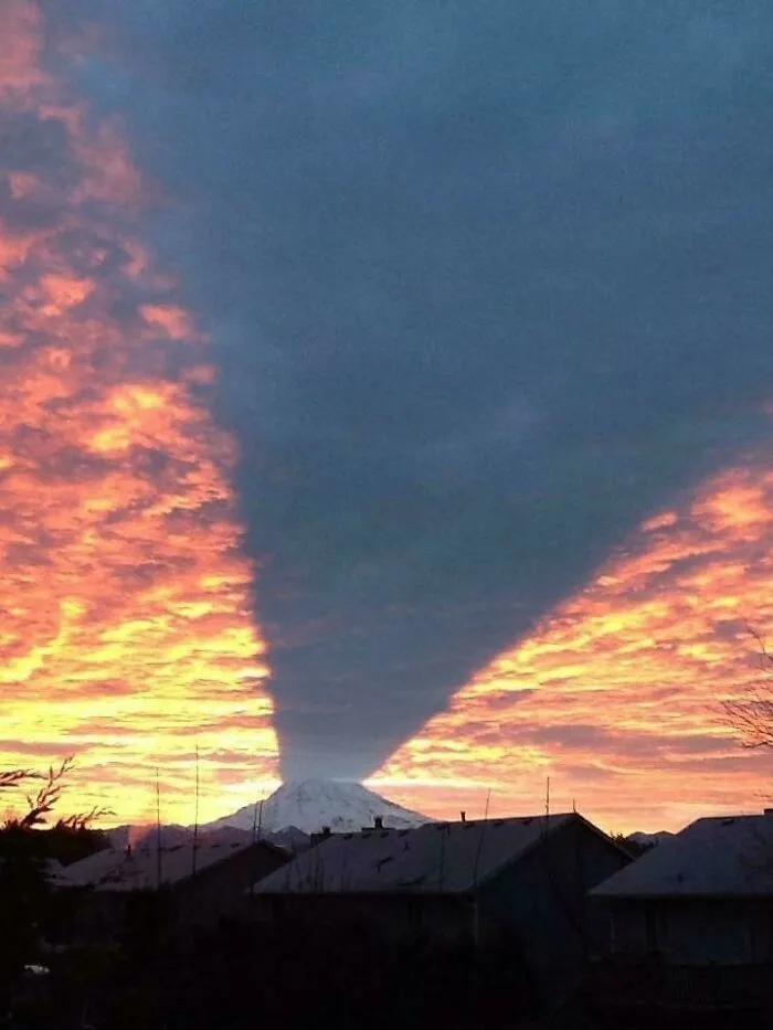 La sombra de una montaña 