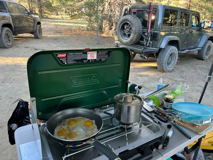 This <a Style="Display:inline;" Href="Https://Www.amazon.com/Coleman-Eventemp-Burner-Propane-Stove/Dp/B00s57o5re?ie=utf8&th=1&linkcode=ll1&tag=bpcoyote-20&linkid=2136cd7c980e66fda41cfca91beb8e4b&language=en_us&ref_=as_li_ss_tl " Target="_blank"><span Style="Font: Inherit; Color: #d74b1f;"> Coleman 3-Burner Propane Camping Stove</Span> Is Your Ticket To Gourmet Camping Meals