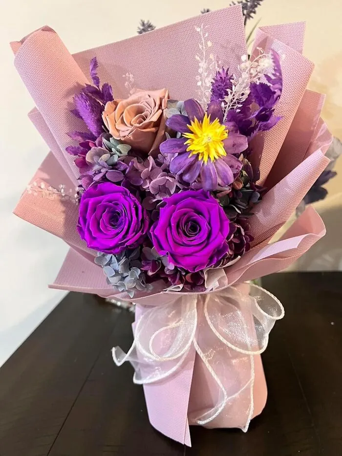 Not A Moment Dull, Only Full Of Life: Bring In <a Style="Display:inline;" Href=" Https://Www.amazon.com/Lovenfold-Flowers-Delivery-Preserved-Bouquets/Dp/B0c7nyzymp?crid=4qsrb0xi58nc&dib=eyj2ijoimsj9.srluhowf8agxgiz1nk0ultgtoeho7bs0tibehwr0bgn4uuwe8w49vlw9smmrkrali2qioplkwyn_-Ek8s45xi_wssrus7mvqgbjec33qqvngpxeu5fbrdleog-Hyub8etb2fo-Fmenmjit2vxzjmswqil2lrhtowhbbvu3c6x0n6aqj6fw0ihhavhpcn3xryifaij4uzwouukqii3h1j-Upydg1uawjuiw1aofgu4grw6evkvu9bpx4pn2kr43eldzwnskfahcdbt0dkeyjmnwgkisyk7zhwgtyonbvonzk.frtesmsefmn_hyxaypyf8rfwgdjgezqkk_okm_euufa&dib_tag=se&keywords=fresh%2bflowers&qid=1724762043&s=home-Garden&sprefix=fresh%2bflowers%2cgarden%2c226&sr=1-4&th=1&linkcode=ll1&tag=bpwasp-20&linkid=62e15f6ca77bc00e1a6d78e8c0b53e52&language=en_us&ref_=as_li_ss_tl " Target="_blank"> <span Style="Font:inherit;color:#d74b1f;"> Fresh Flowers </Span> For Harmony, Vitality, And Of Course, Mesmerizing Fragrance