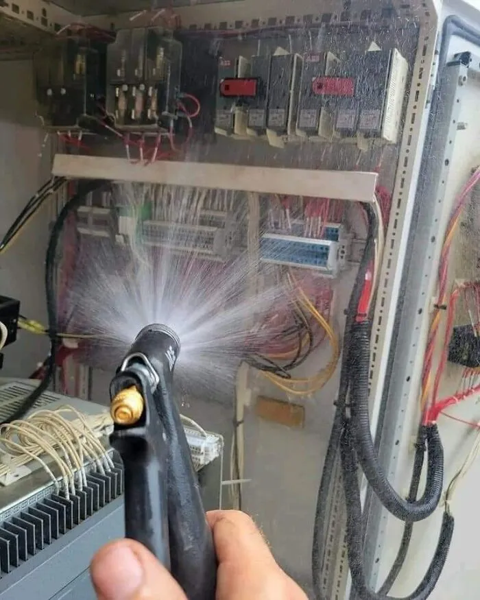 65 Imágenes sacadas del lado cómico y extravagante de Internet