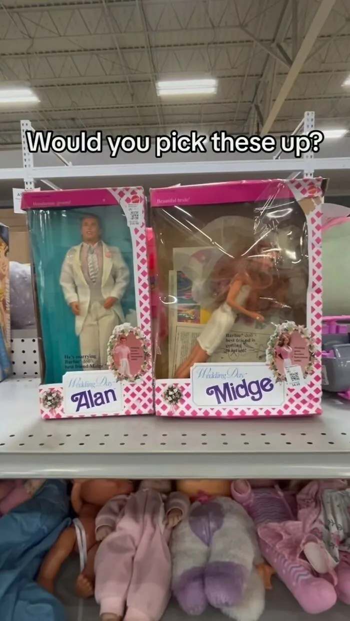 This IG Page Is Dedicated To Nostalgic Things Found In Thrift Stores, Here Are The 30 Best Ones