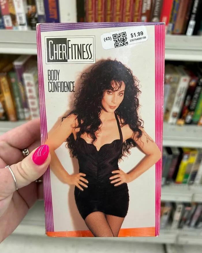 This IG Page Is Dedicated To Nostalgic Things Found In Thrift Stores, Here Are The 30 Best Ones