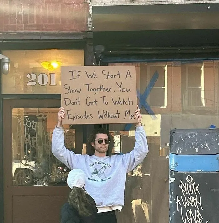 50 Times “Dude With Sign” Did Everyone A Service And Protested Everyday Annoying Things (New Pics)