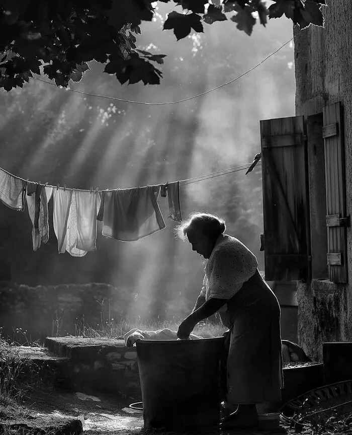 35 Photos I Took To Capture A Moment And Convey A World Of Meaning