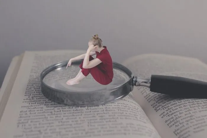23 Pics Showcasing A Tiny Version Of Me Surrounded By Big Everyday Objects