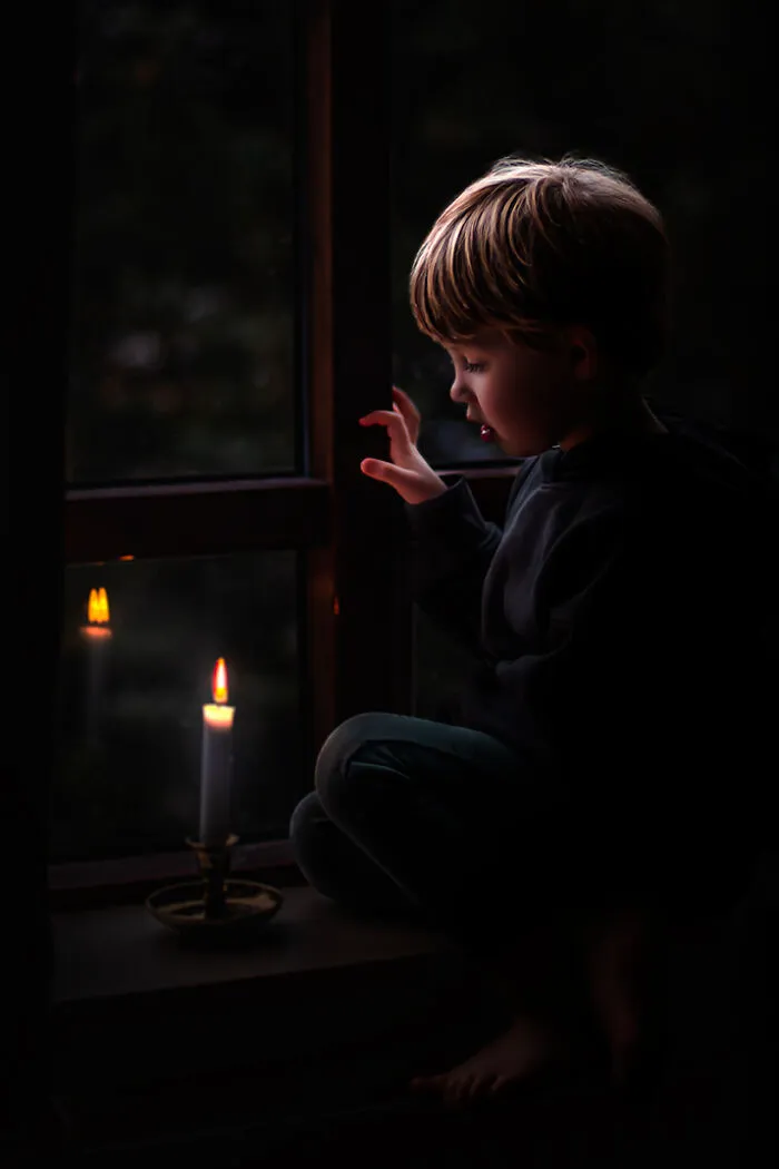 I Took 23 Portraits Of Children Surrounded By The Beauty Of Icelandic Nature