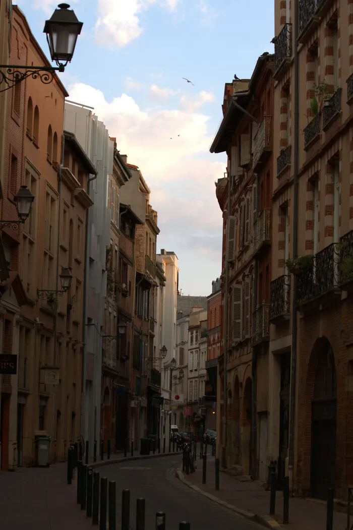 An Early Morning In Toulouse