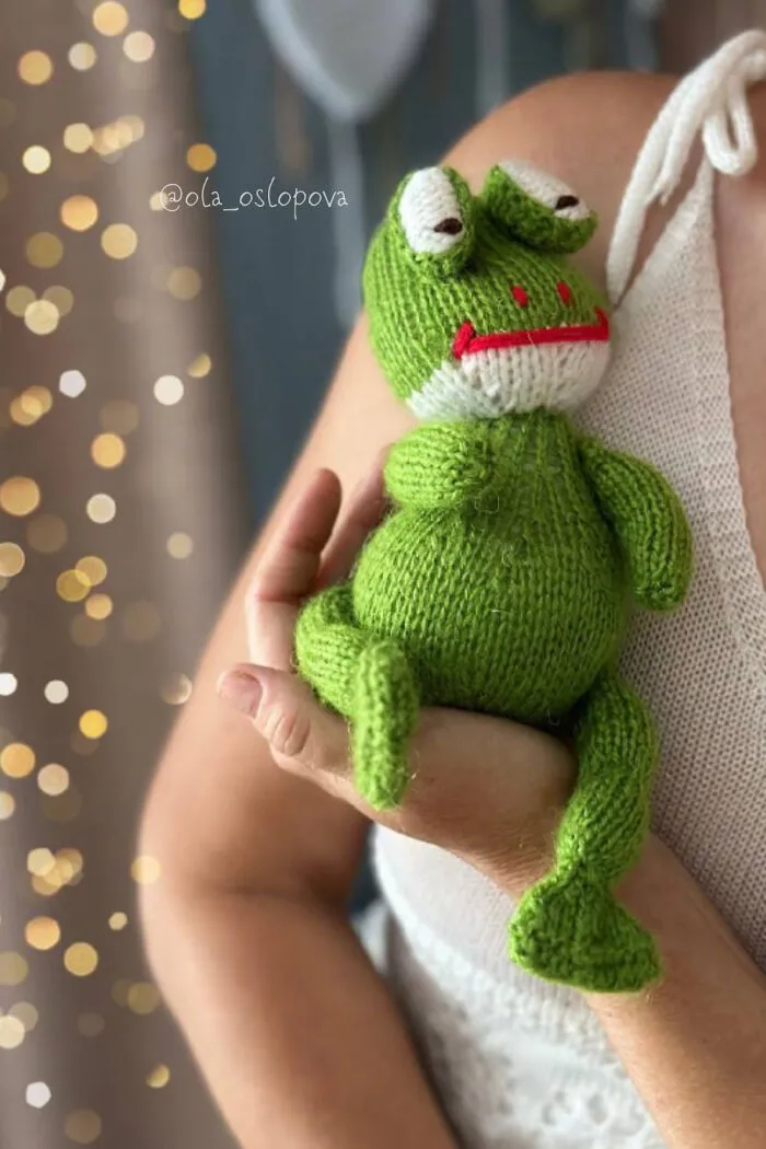 I Make Cute Frog Patterns (7 Pics)