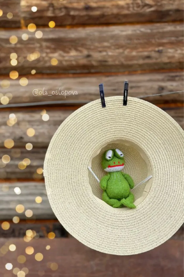 I Make Cute Frog Patterns (7 Pics)