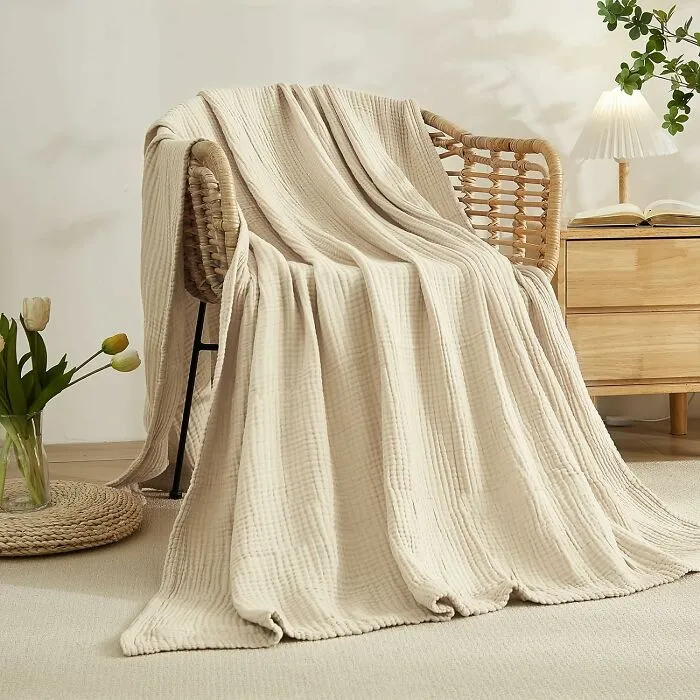 Labor Day Lounging Just Got A Whole Lot Cozier With This <a Style="Display:inline;" Href="Https://Www.amazon.com/Dp/B07sry7gbk?th=1&linkcode=ll1&tag=bpsalmon-20&linkid=521f3418f9c2ae9fac0aa7fc0f4dac95&language=en_us&ref_=as_li_ss_tl " Target="_blank">     <span Style="Font: Inherit; Color: #d74b1f;"> Emme Cotton Throw Blanket</Span> – It's So Soft, You Might Just Call In Sick On Tuesday