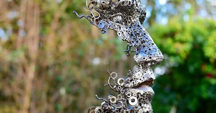 Artist Revives Used Metal From Landfill By Reusing It For His Amazing Sculptures (23 New Pics)
