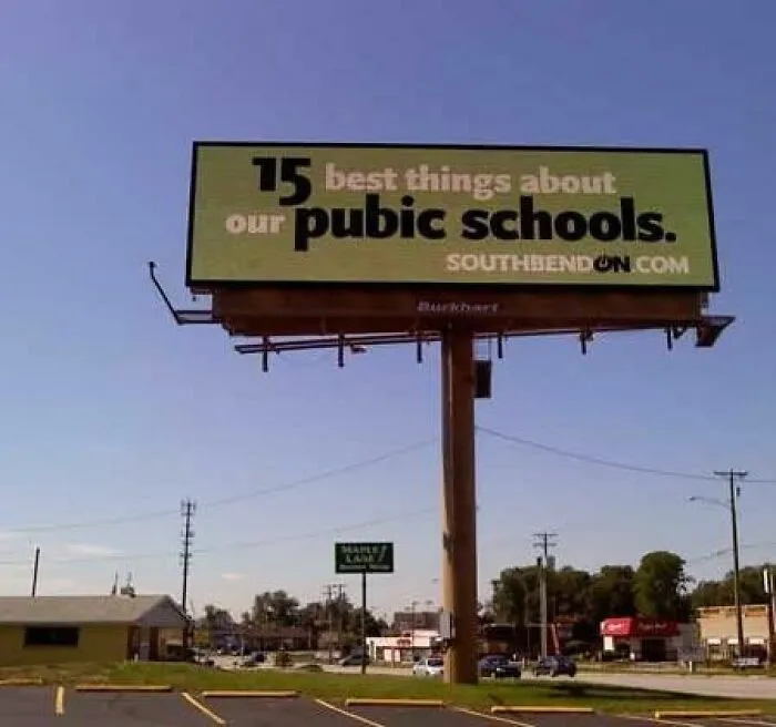 30 Carteles tan divertidos como absurdos que había que compartir